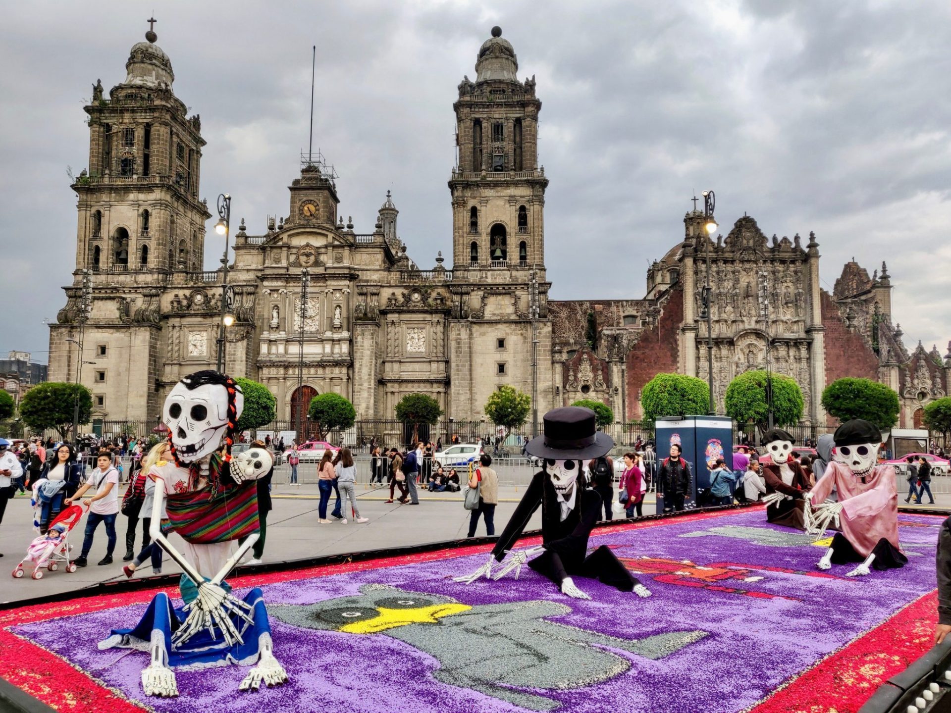 Day of the Dead in Mexico City: 12 Best Things to Do 💀